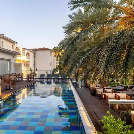 King Jason Paphos - Designed For Adults By Louis Hotels-3